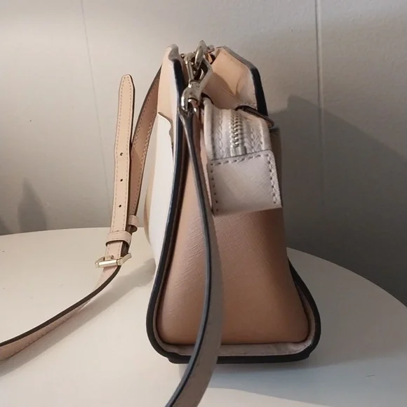 Michael Kors Selma Crossbody - Picture 6 of 14